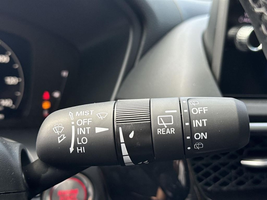 Thumbnail: 2025 Acura ADX - 25