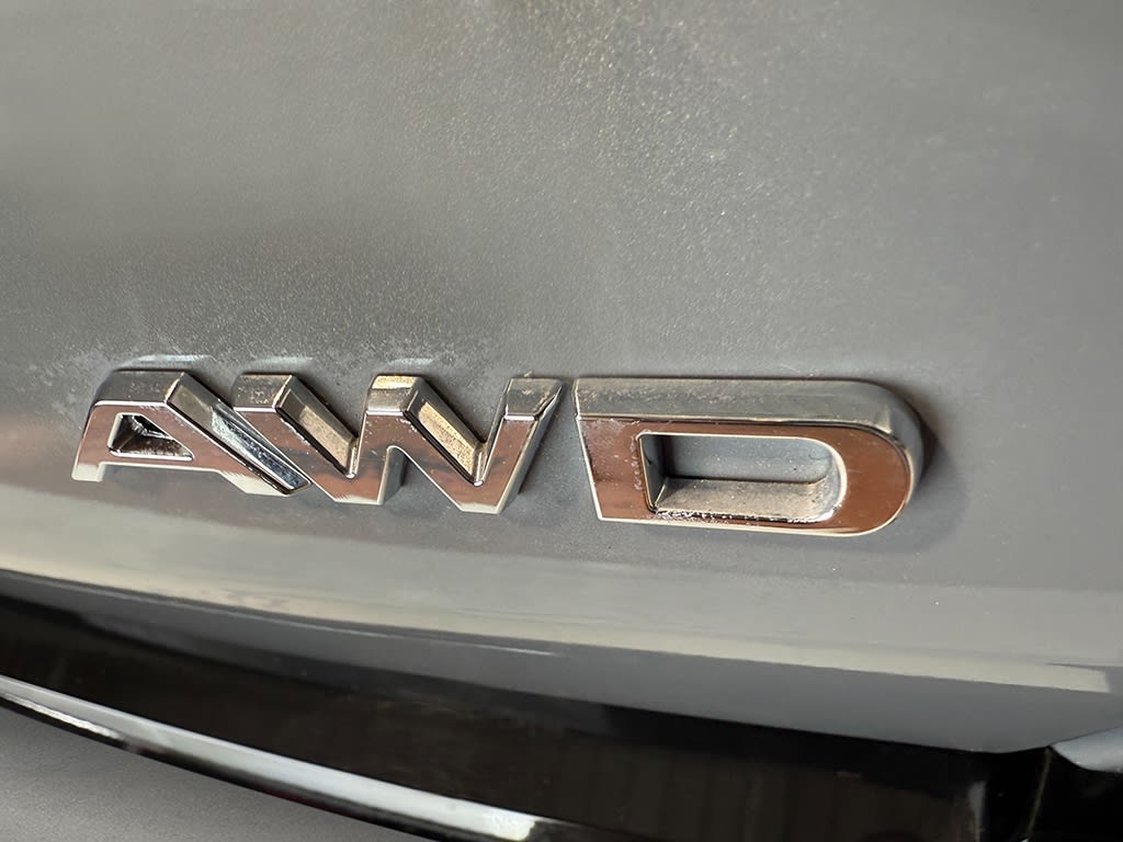 2025 Acura ADX A-SPEC 17