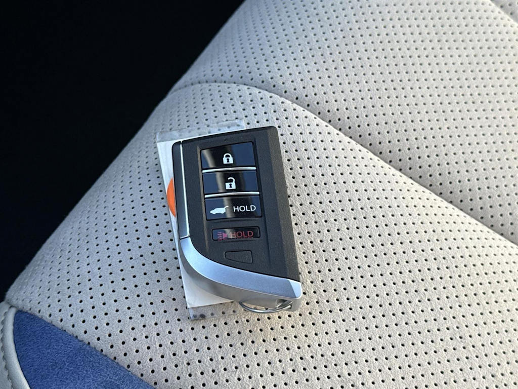 Thumbnail: 2025 Acura ADX - 14