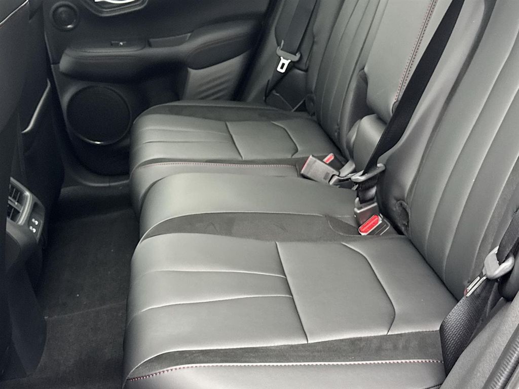 Thumbnail: 2026 Acura ADX - 11