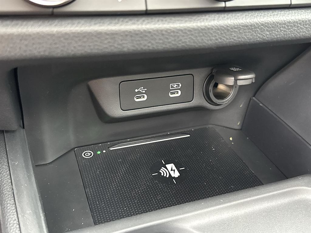 Thumbnail: 2025 Acura ADX - 30