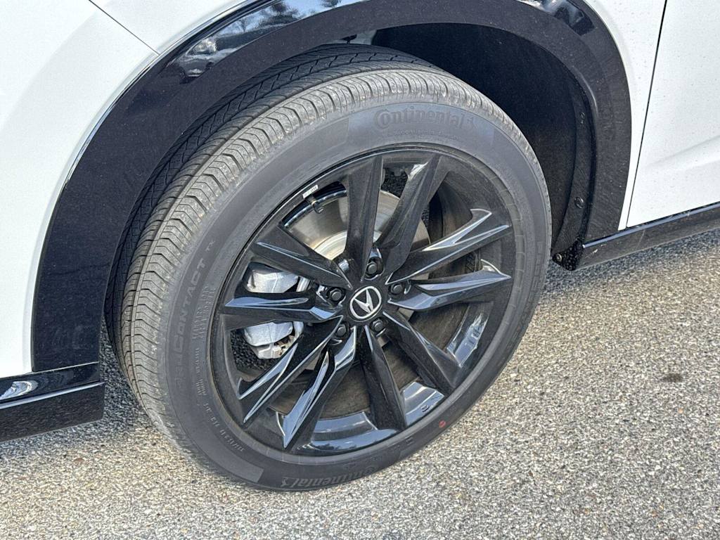 Thumbnail: 2025 Acura ADX - 8