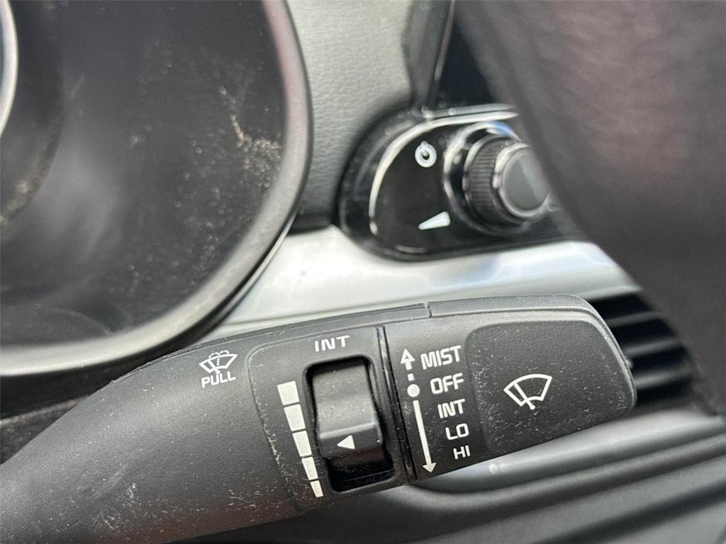 Thumbnail: 2023 Kia Forte - 22