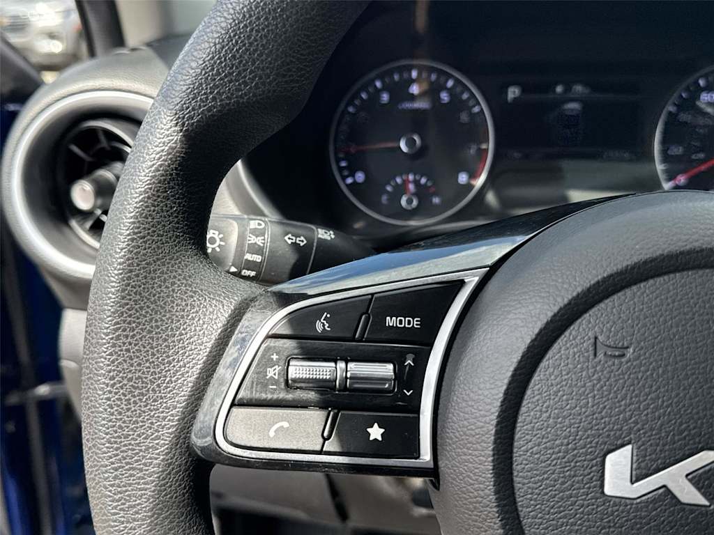 Thumbnail: 2023 Kia Forte - 20