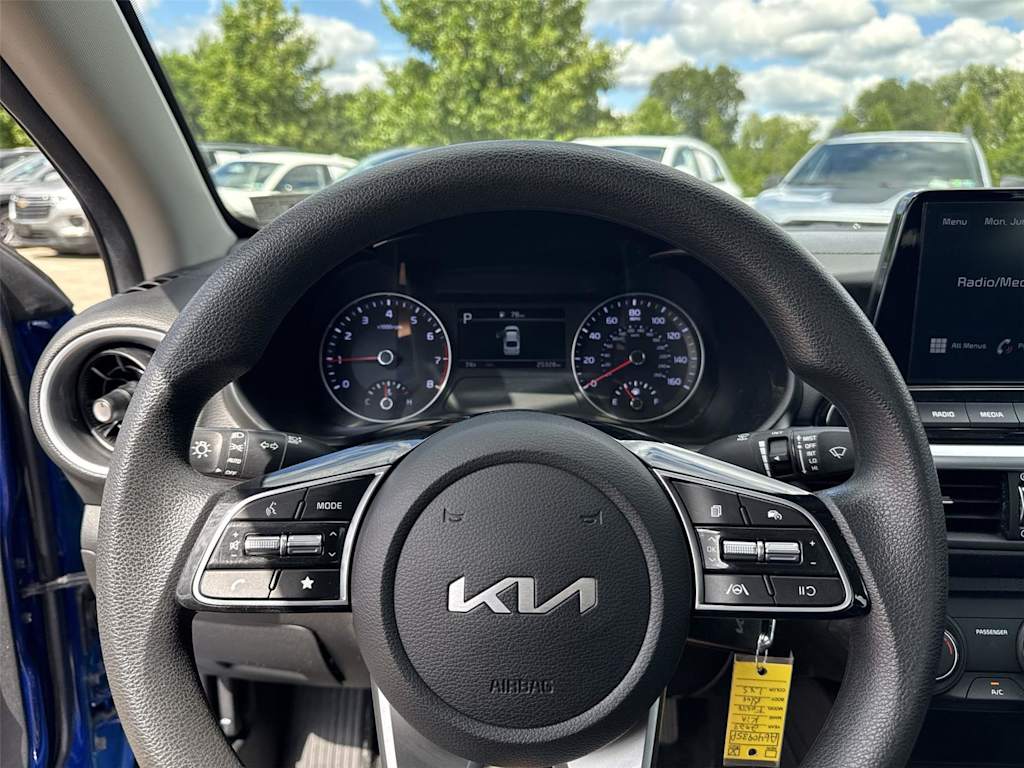 Thumbnail: 2023 Kia Forte - 2