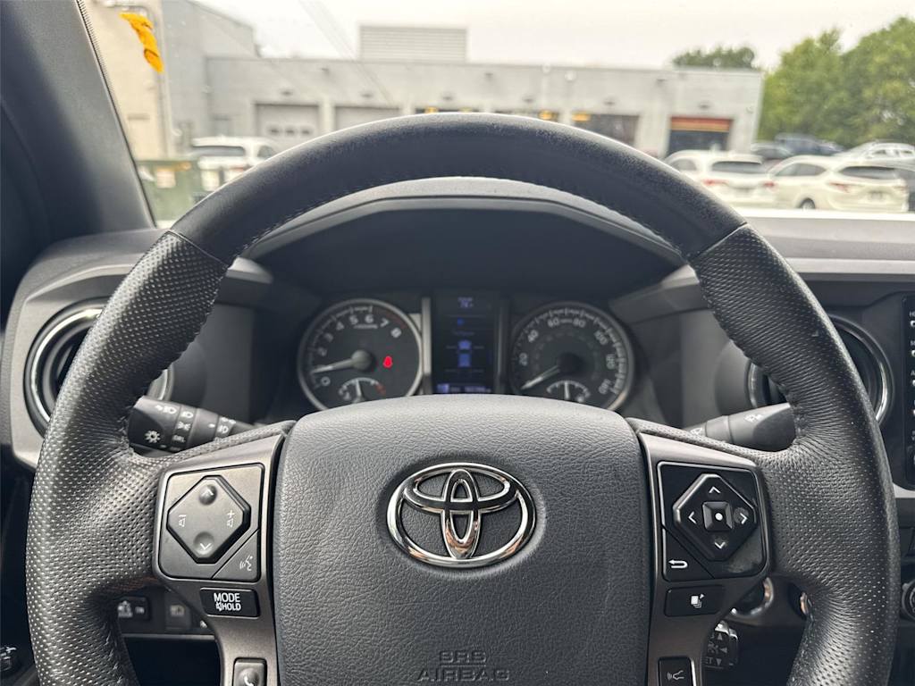 Thumbnail: 2020 Toyota Tacoma - 22