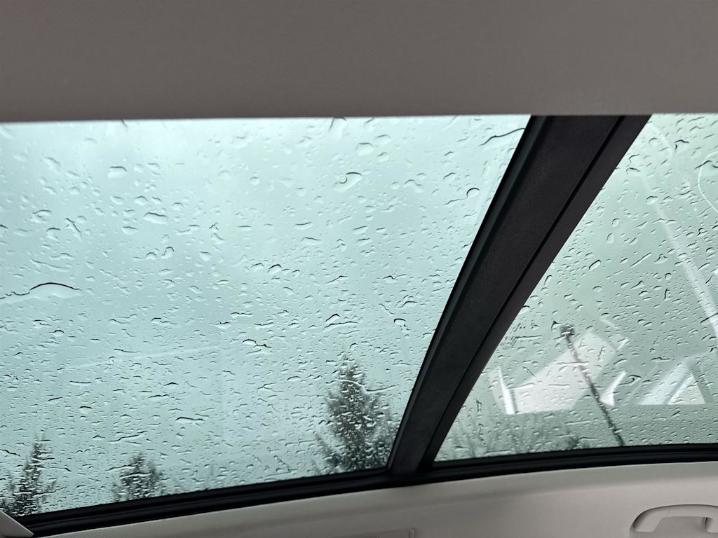 Thumbnail: 2021 Volkswagen Tiguan - 15