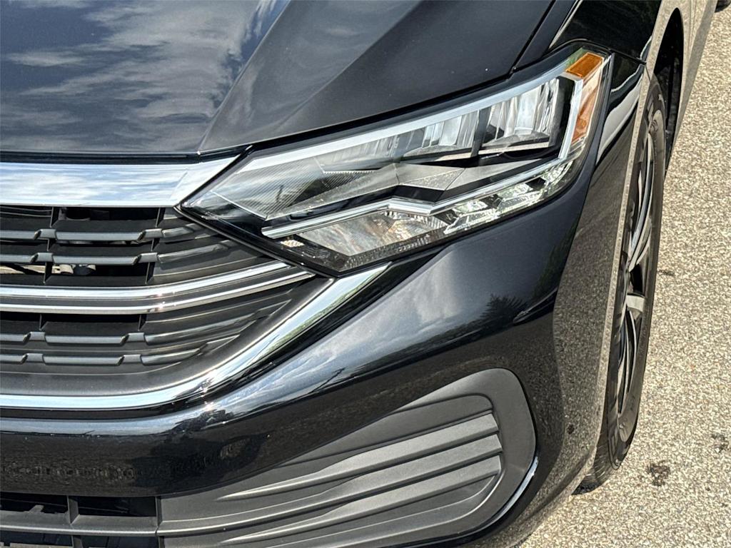 Thumbnail: 2024 Volkswagen Jetta - 20