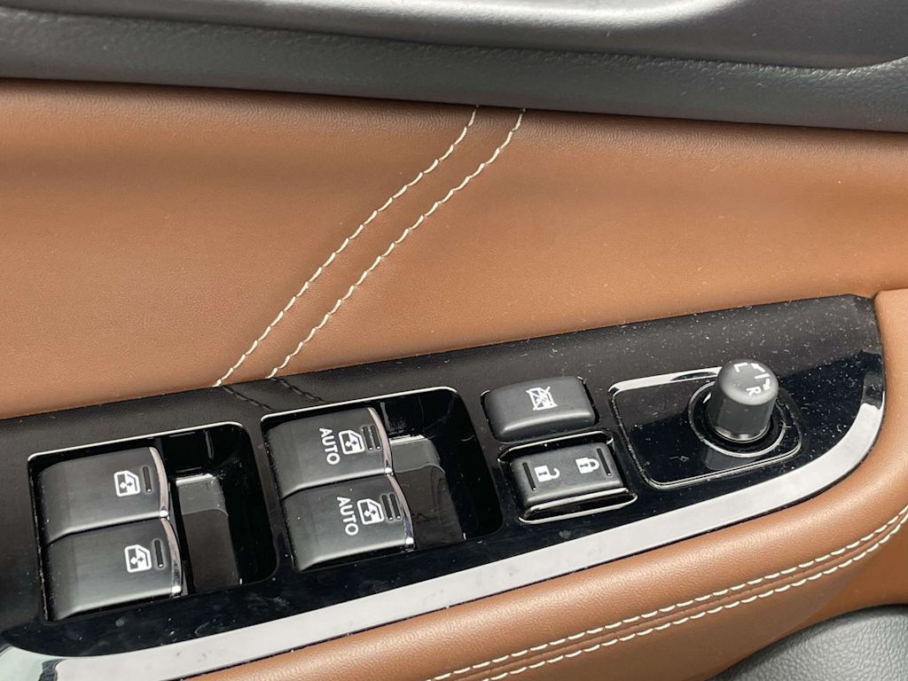 Thumbnail: 2017 Subaru Outback - 18