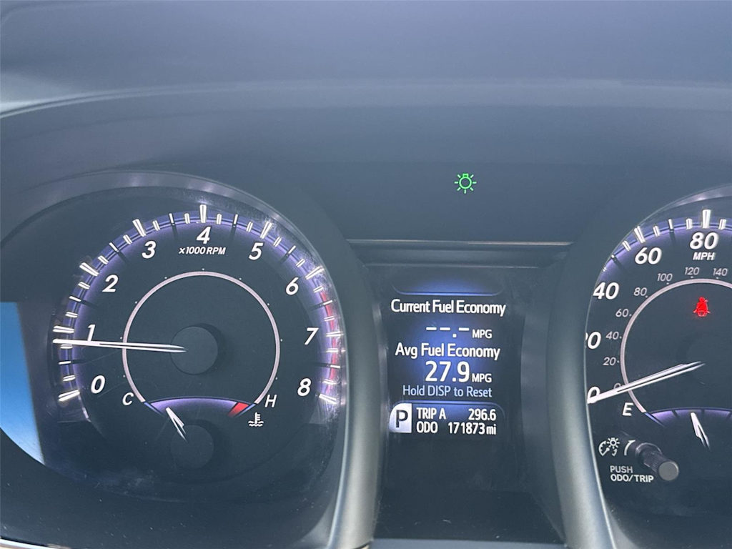 Thumbnail: 2016 Toyota Avalon - 14