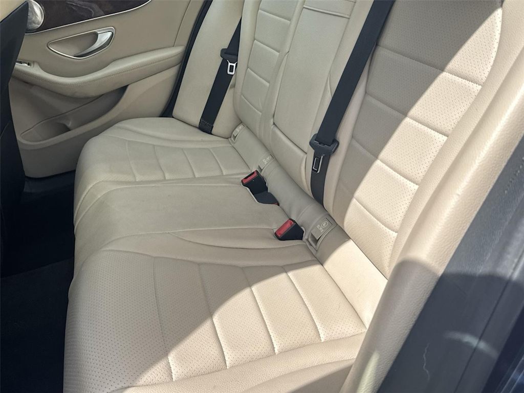 Thumbnail: 2017 Mercedes-Benz C-Class - 11