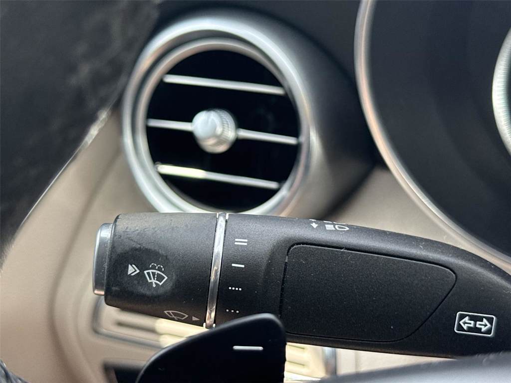 Thumbnail: 2017 Mercedes-Benz C-Class - 13