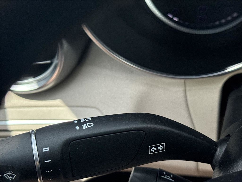 Thumbnail: 2017 Mercedes-Benz C-Class - 25
