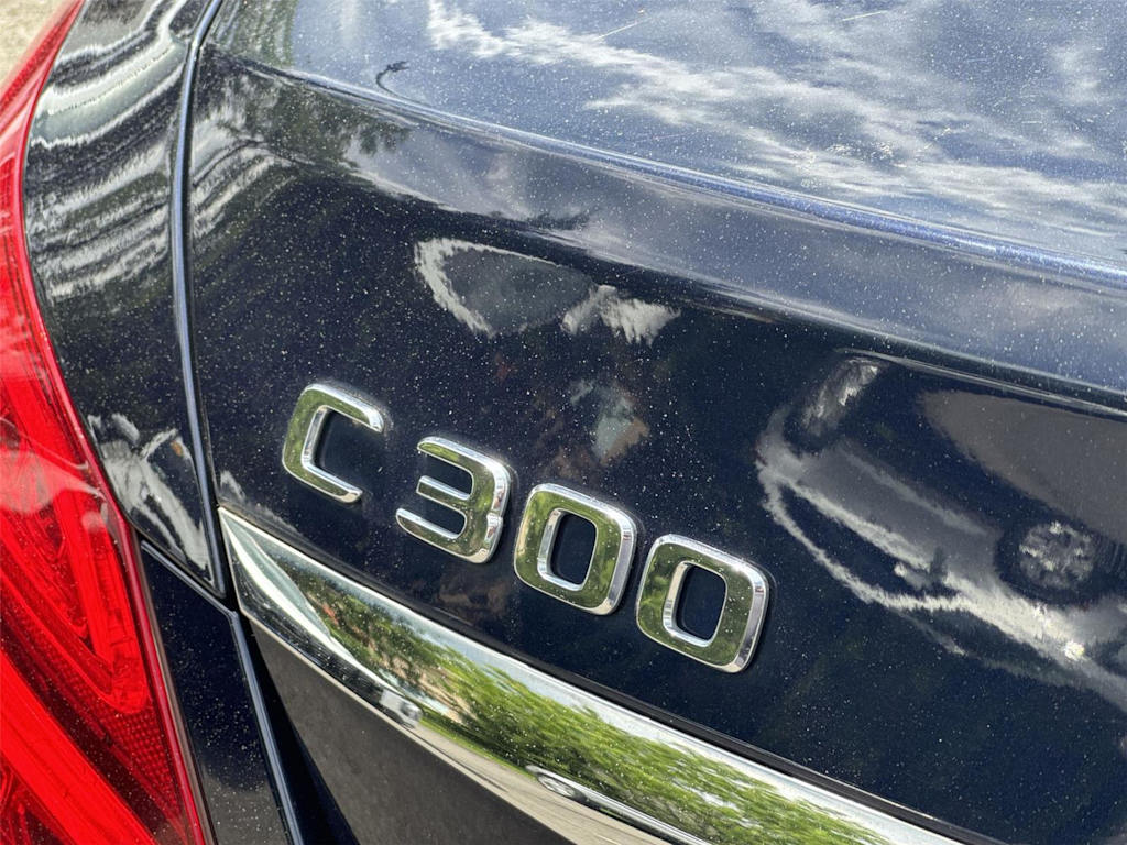Thumbnail: 2017 Mercedes-Benz C-Class - 7