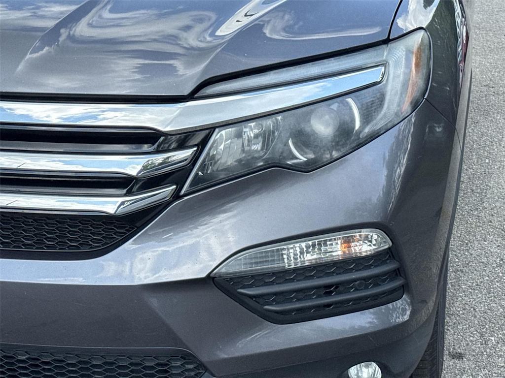 Thumbnail: 2016 Honda Pilot - 18