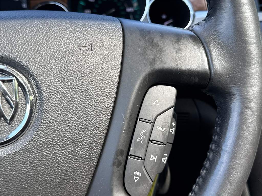 Thumbnail: 2011 Buick Enclave - 26