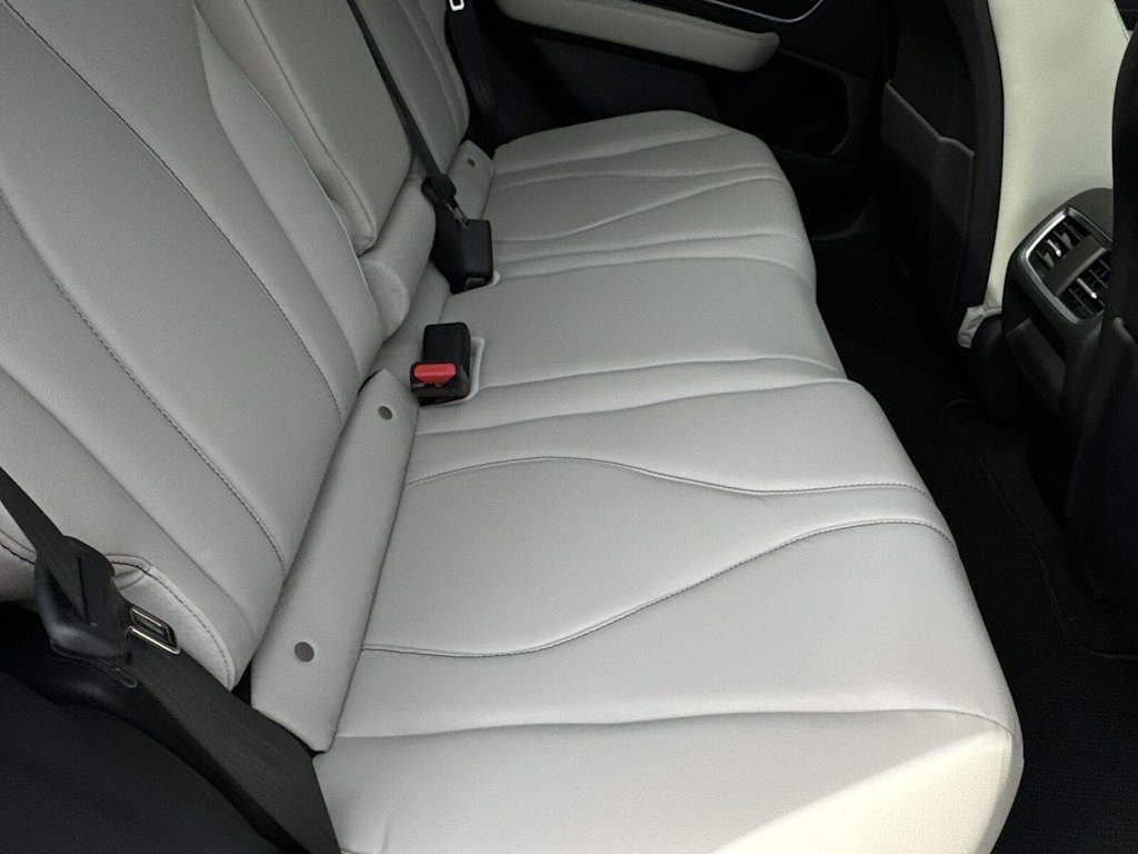 Thumbnail: 2026 Acura RDX - 21