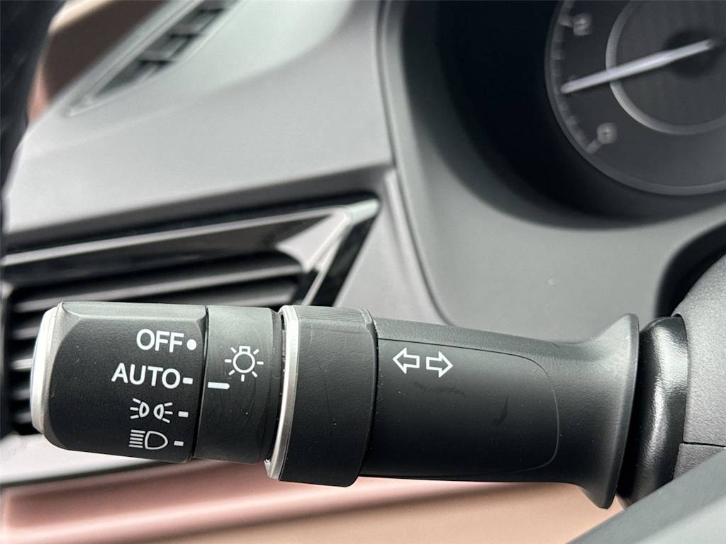 Thumbnail: 2023 Acura RDX - 25