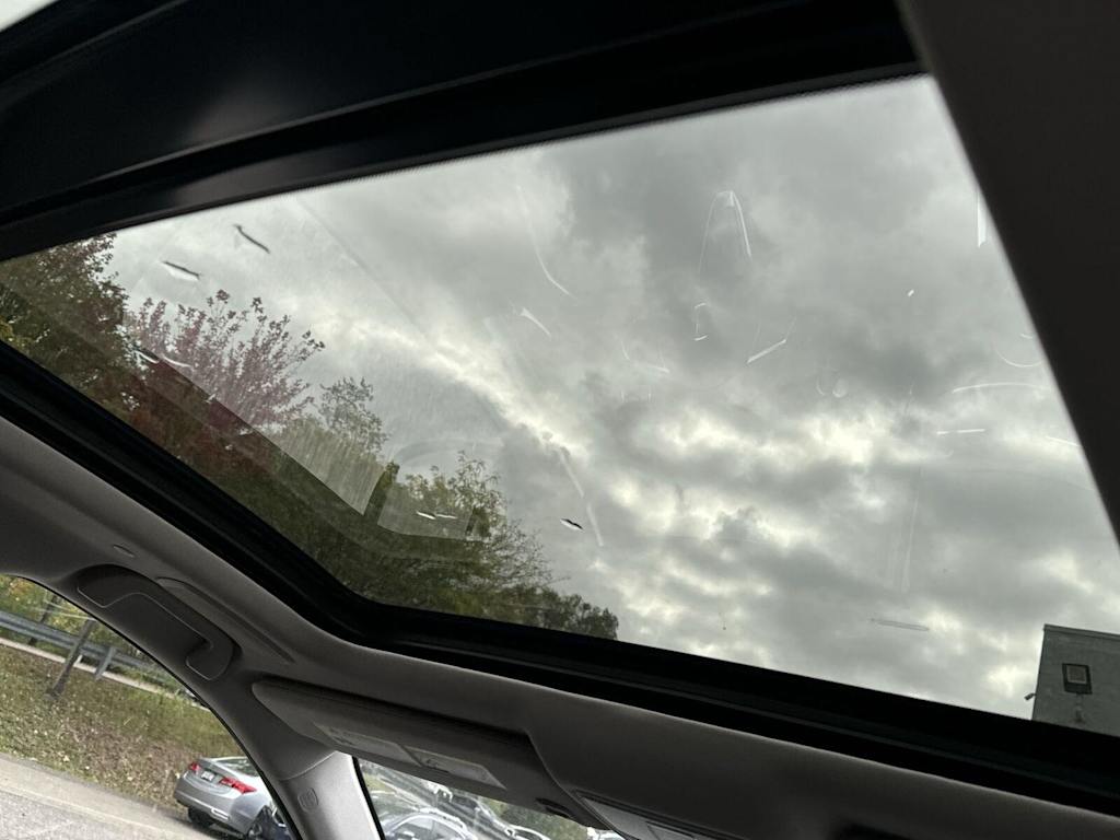 Thumbnail: 2026 Acura RDX - 21