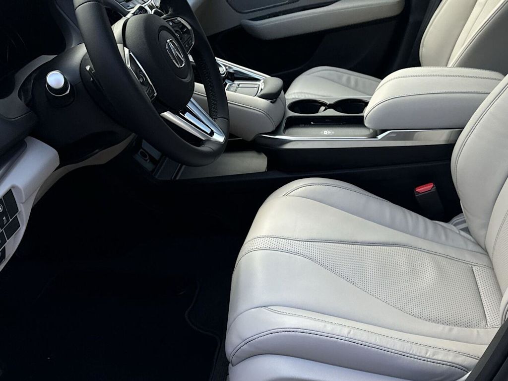 Thumbnail: 2026 Acura RDX - 8