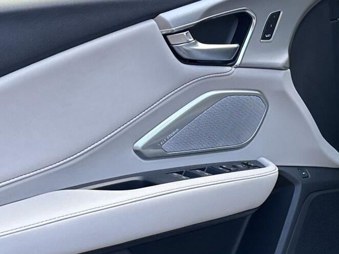 Thumbnail: 2026 Acura RDX - 17