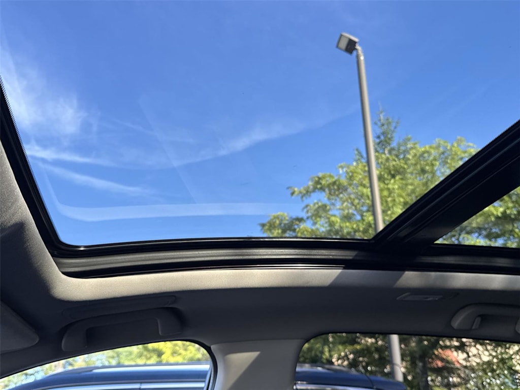Thumbnail: 2021 Acura RDX - 22