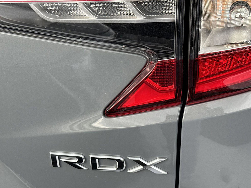 Thumbnail: 2026 Acura RDX - 18