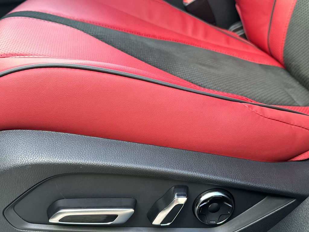 Thumbnail: 2026 Acura RDX - 21