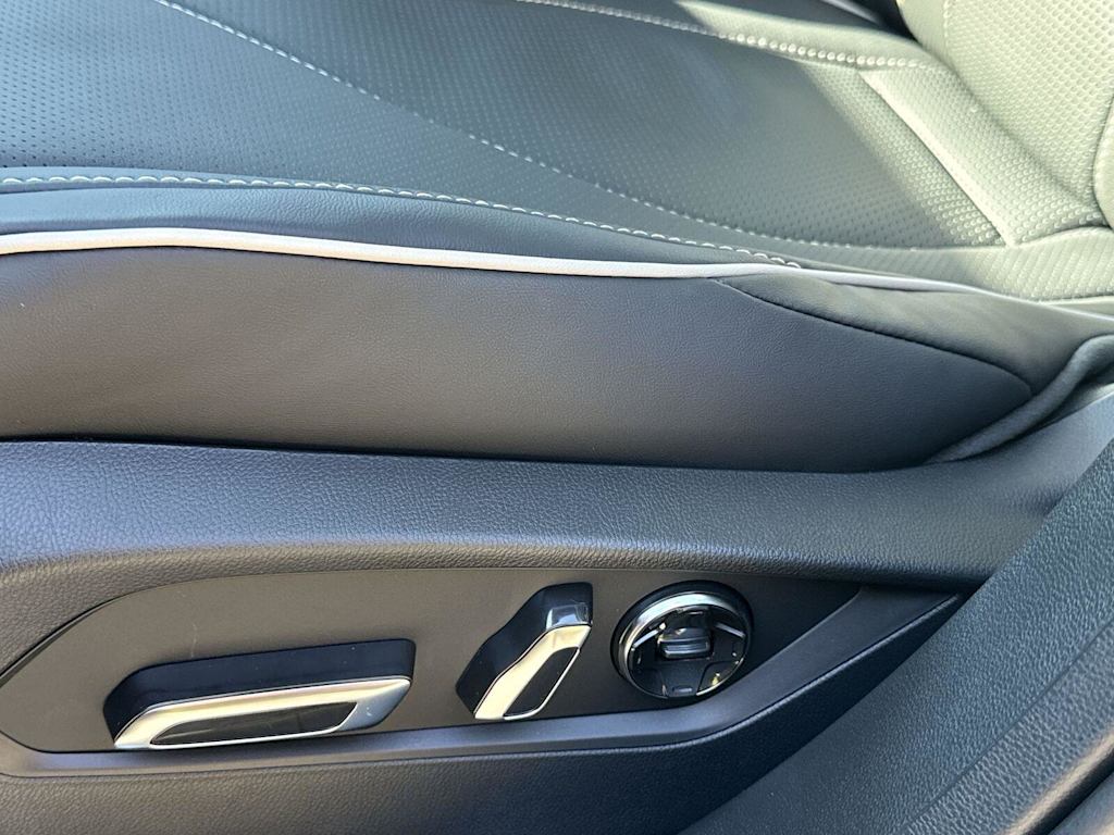 Thumbnail: 2026 Acura RDX - 20