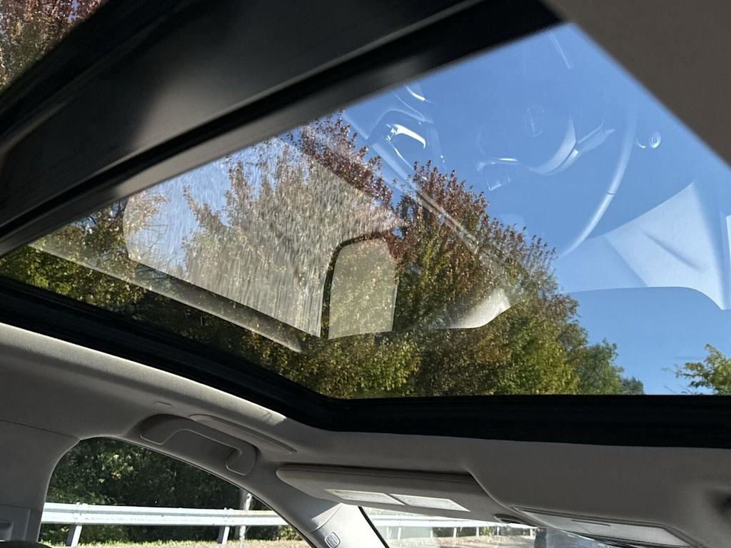 Thumbnail: 2026 Acura RDX - 23