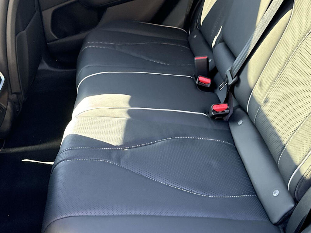 Thumbnail: 2026 Acura RDX - 10