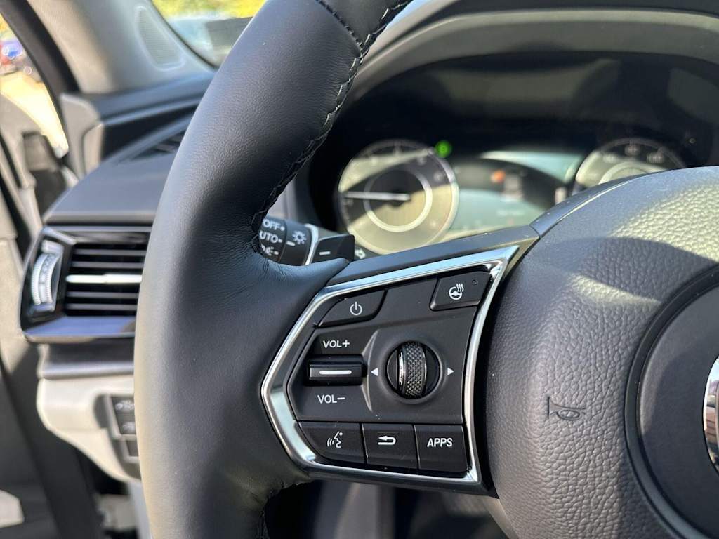 Thumbnail: 2026 Acura RDX - 25