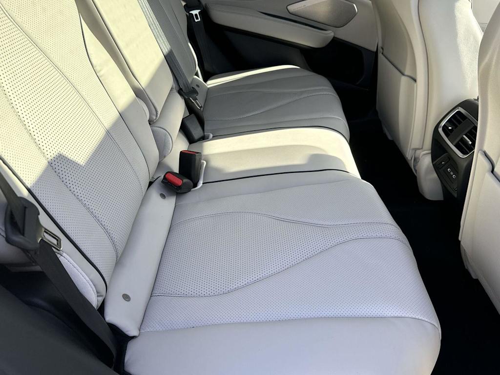 Thumbnail: 2026 Acura RDX - 22