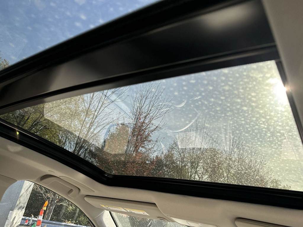 Thumbnail: 2026 Acura RDX - 23