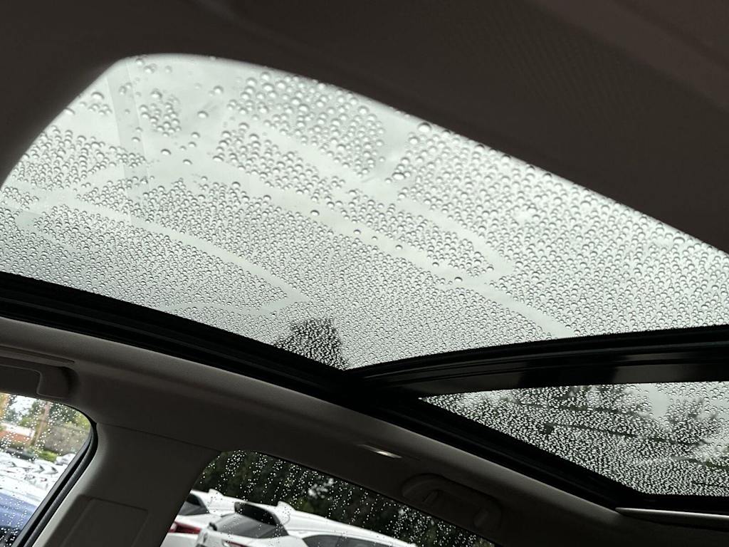 Thumbnail: 2026 Acura RDX - 19