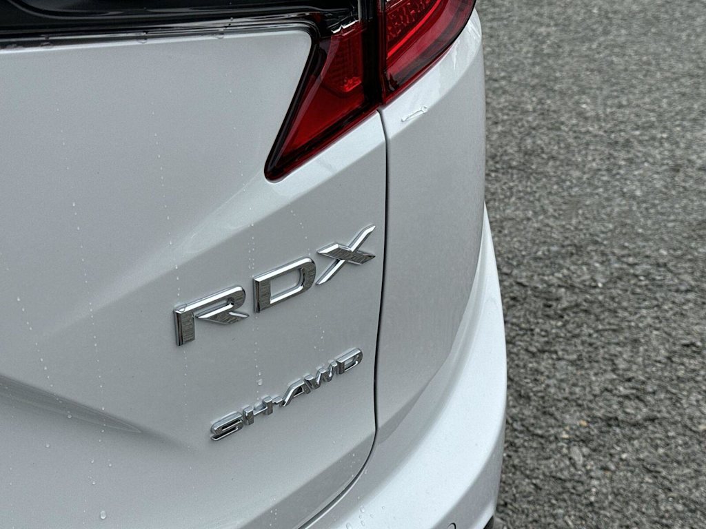 Thumbnail: 2026 Acura RDX - 21