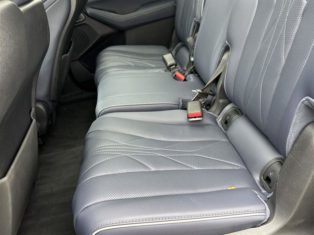 Thumbnail: 2025 Acura MDX - 11