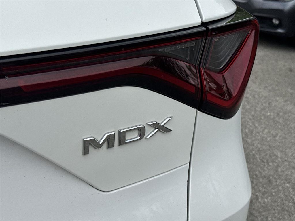 Thumbnail: 2022 Acura MDX - 18