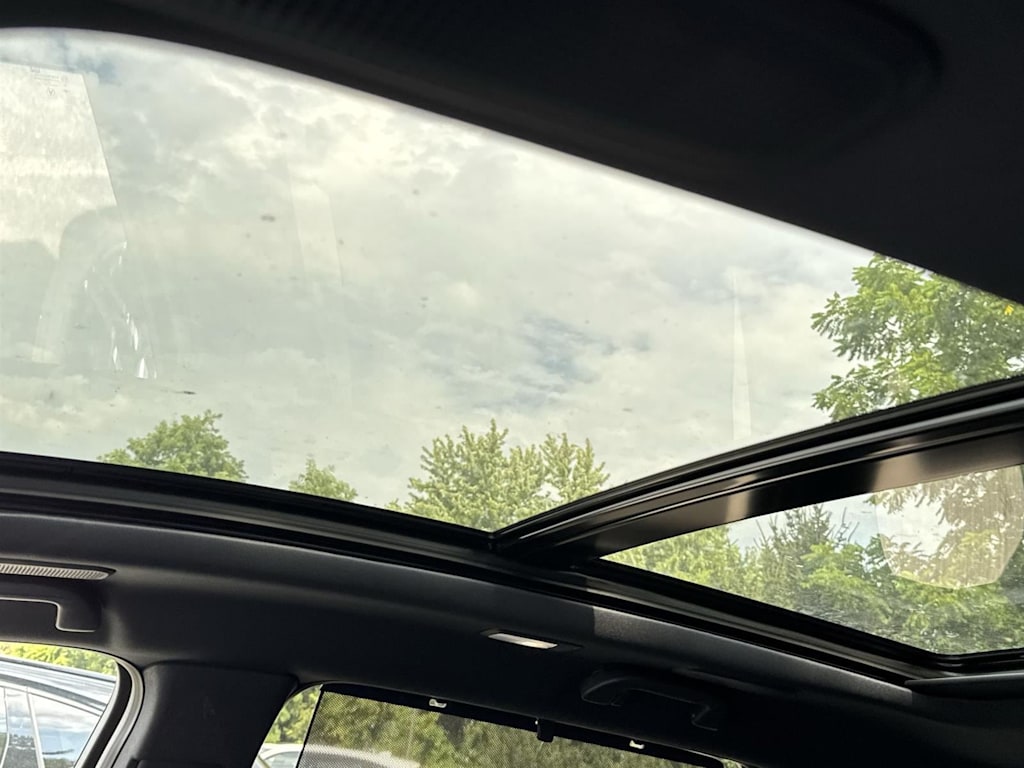 Thumbnail: 2026 Acura MDX - 23