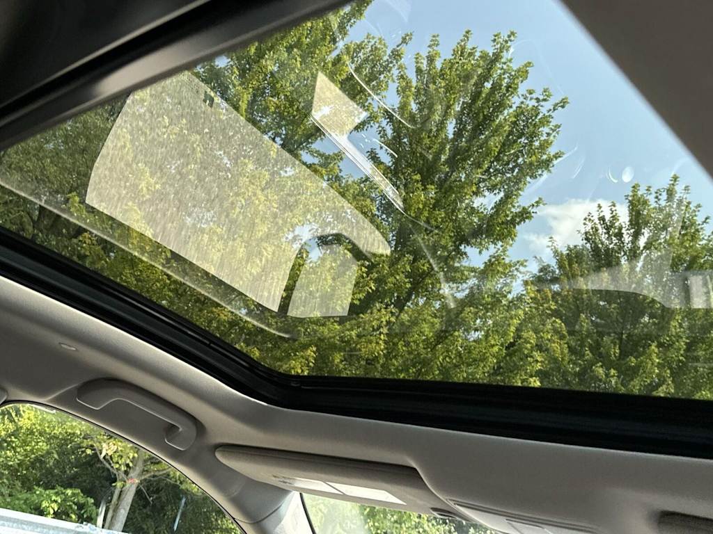 Thumbnail: 2026 Acura MDX - 20