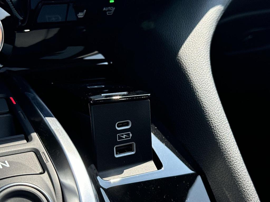 Thumbnail: 2026 Acura MDX - 13