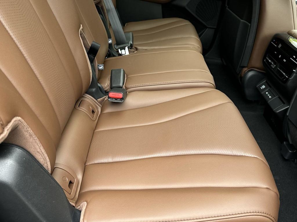 Thumbnail: 2026 Acura MDX - 10