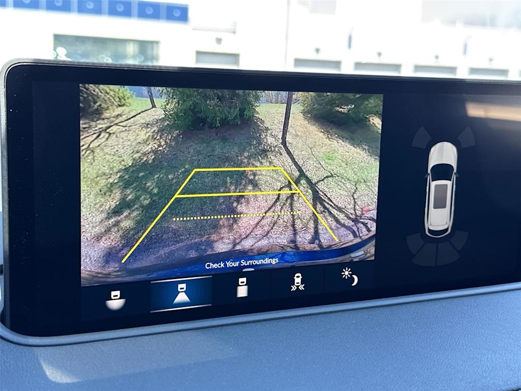 Thumbnail: 2023 Acura MDX - 27