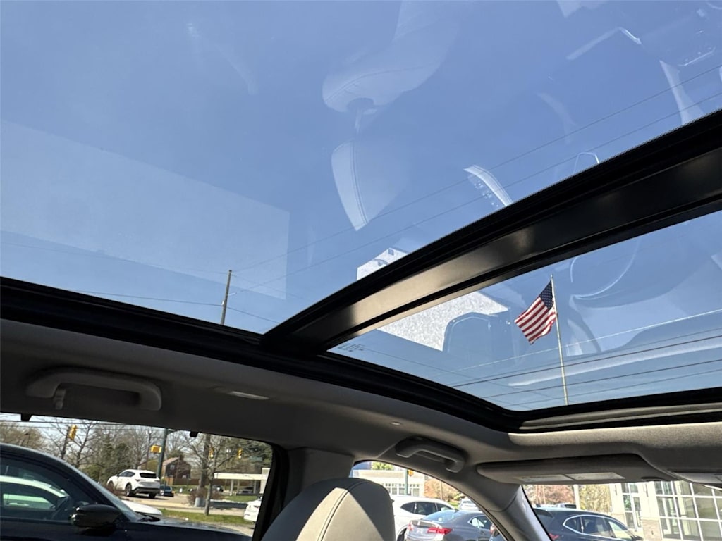 Thumbnail: 2023 Acura MDX - 22