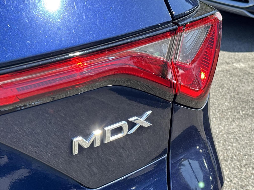 Thumbnail: 2023 Acura MDX - 18