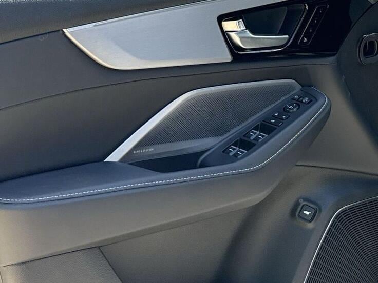 Thumbnail: 2026 Acura MDX - 21