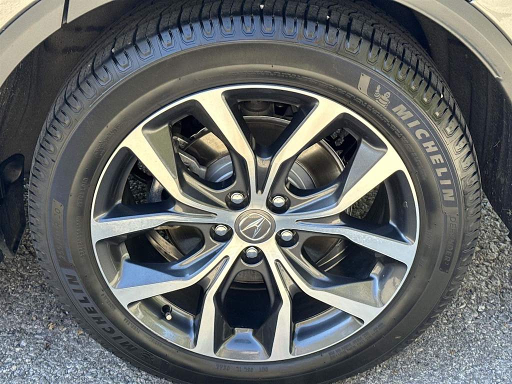 Thumbnail: 2022 Acura MDX - 6