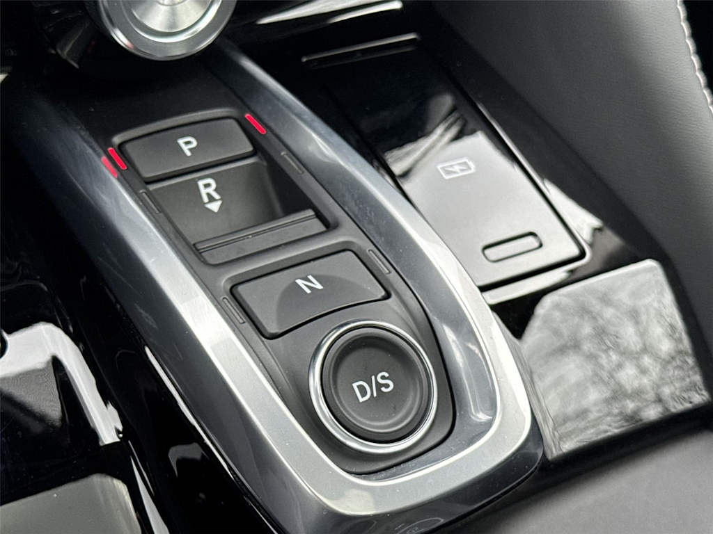 Thumbnail: 2023 Acura MDX - 30