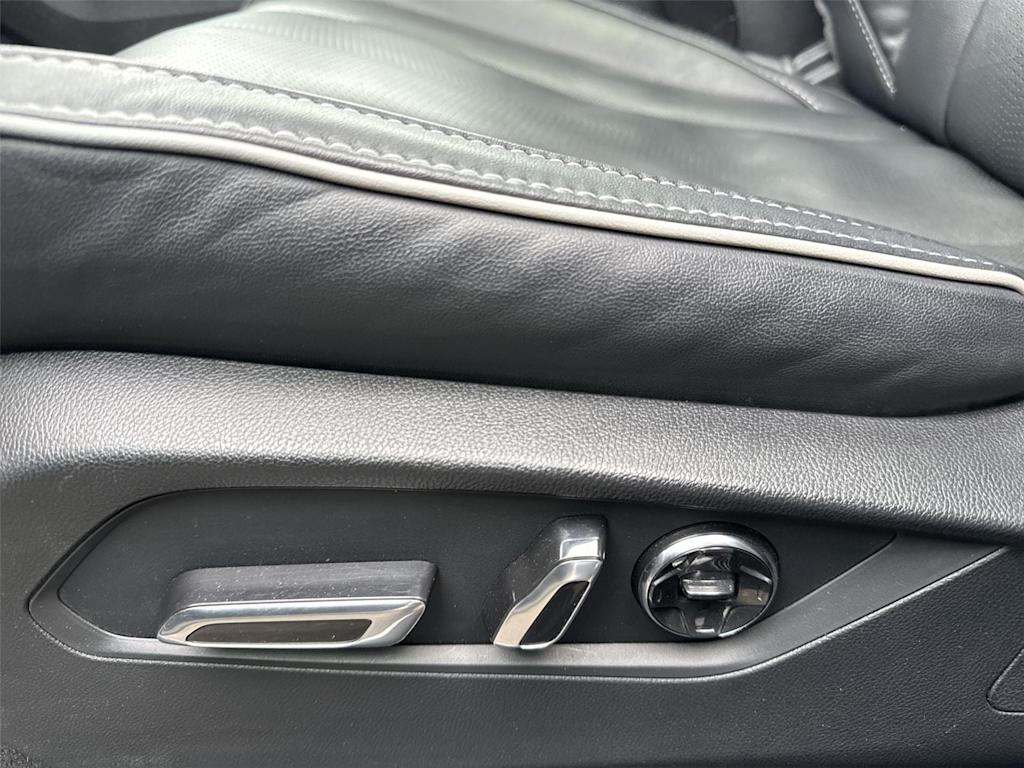 Thumbnail: 2023 Acura MDX - 20