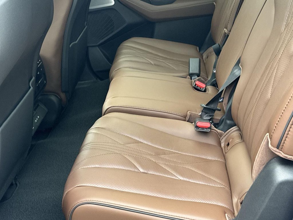 Thumbnail: 2026 Acura MDX - 11